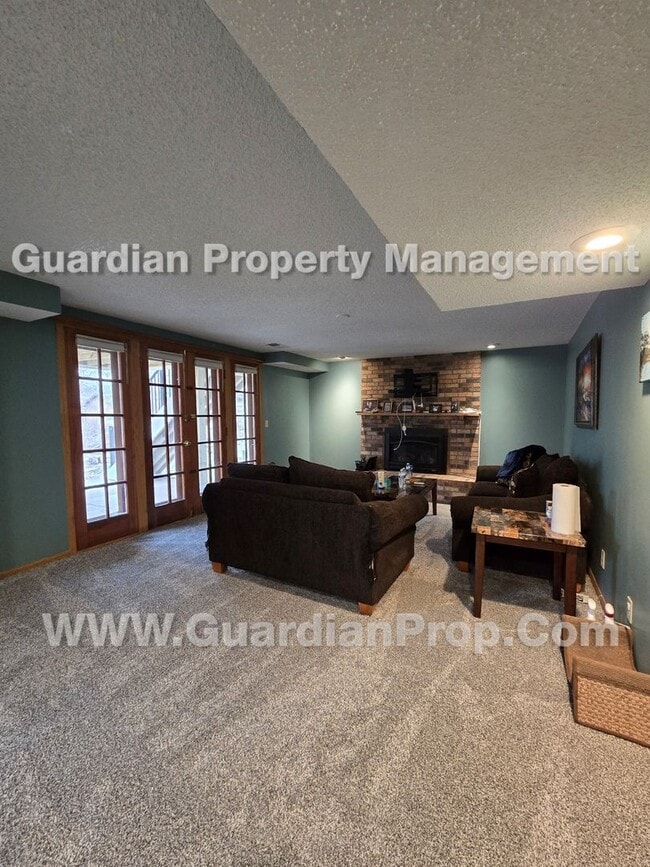 Building Photo - Coming Soon! Large Single-Family Home in Crystal, Owner suite W/ private balcony. 2nd deck and wa...