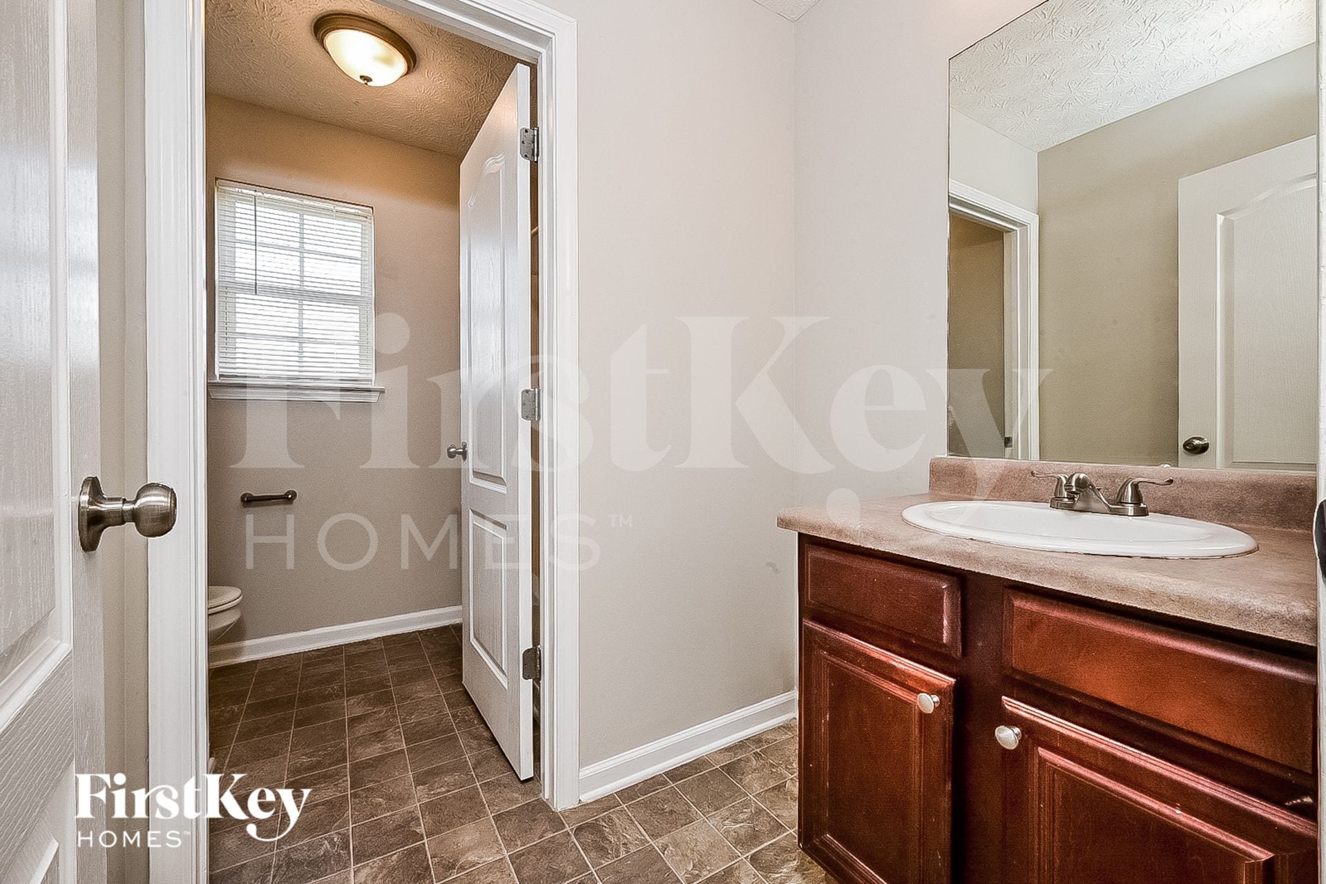 Building Photo - 180 Heaton Dr