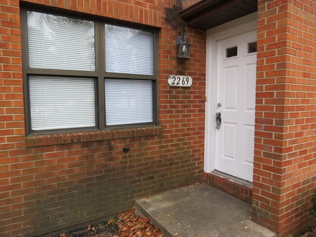 Building Photo - 2269 Hughey Dr