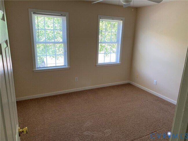 Building Photo - 11832 Park Forest Way