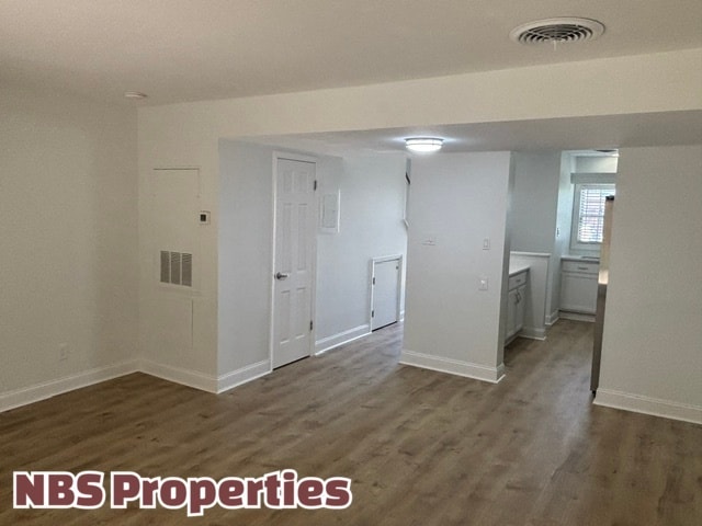 Building Photo - 6529 Deane Hill Dr