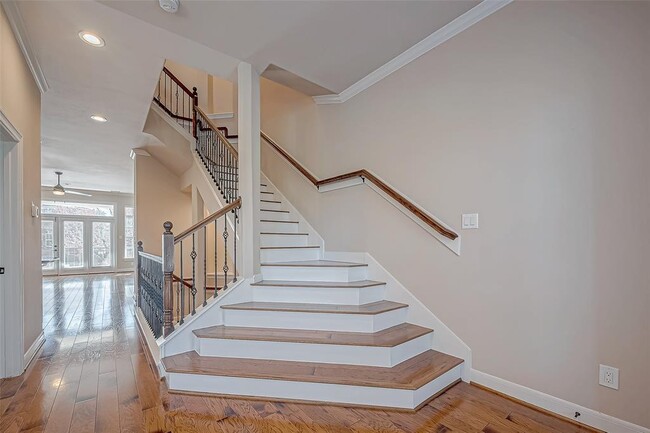 Building Photo - 38 Islewood Blvd