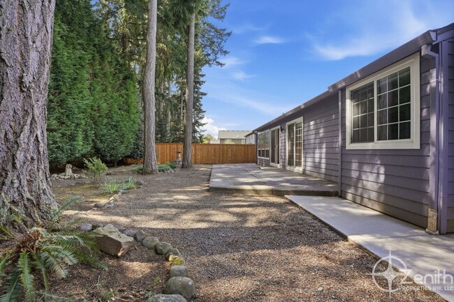 Building Photo - 2348 NW 45th Ave