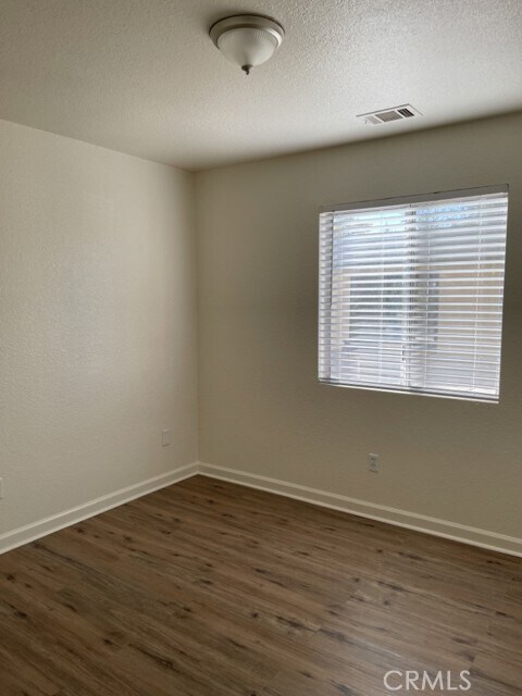 Building Photo - 16784 Sultana St