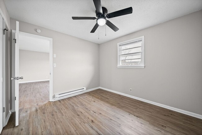 Building Photo - 111 Tandy Dr