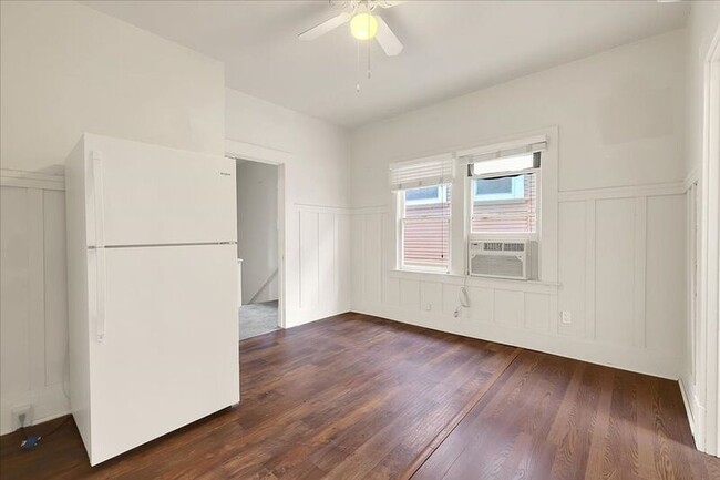 Building Photo - 2108 I St