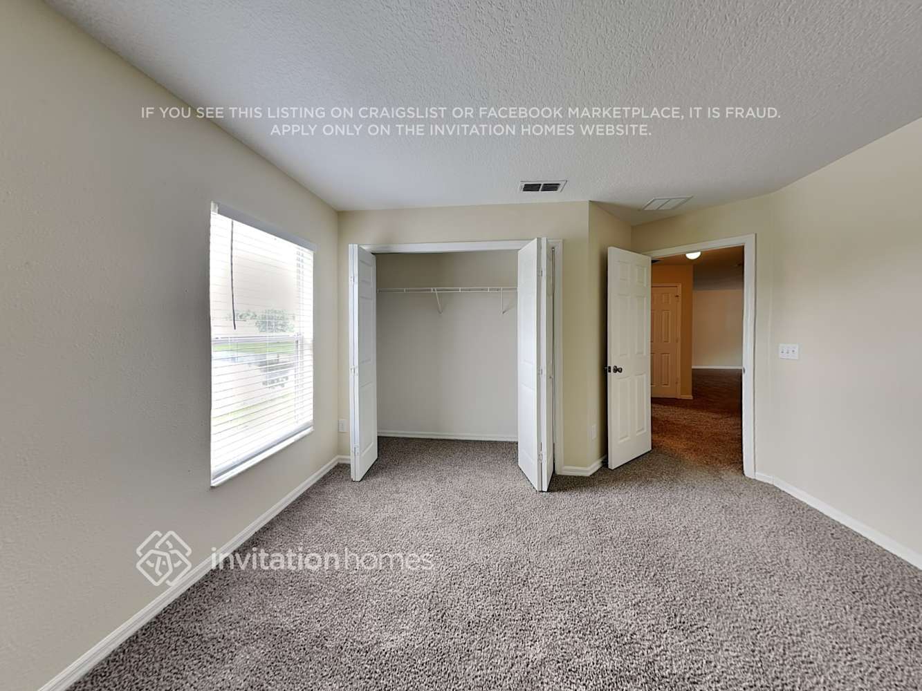 Building Photo - 1356 Maumee St