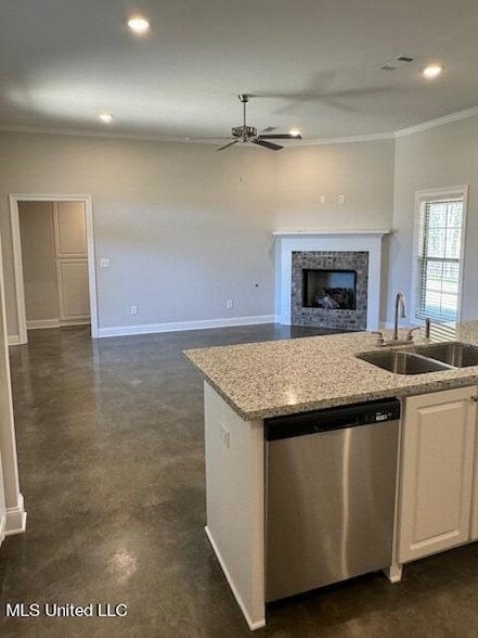 Building Photo - 248 Chartleigh Cir