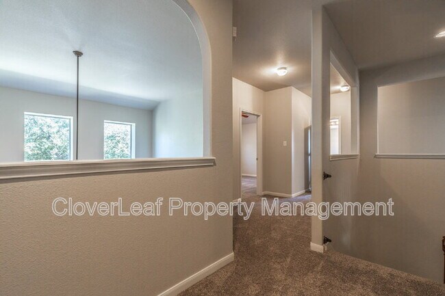 Building Photo - 9107 Los Sonoma Rio