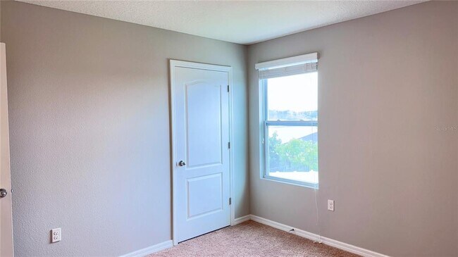 Building Photo - 362 Nova Dr