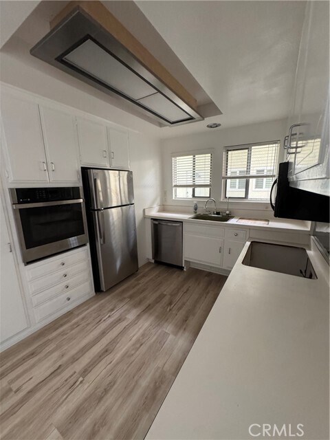Building Photo - 2181 Via Puerta