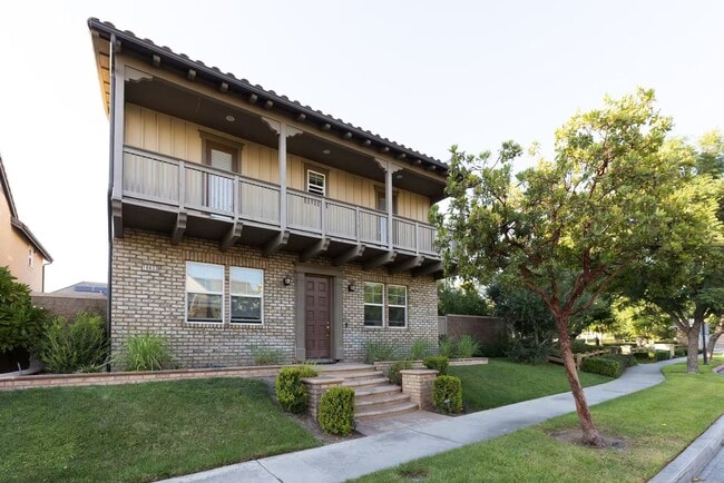 Primary Photo - 16633 Sonora St