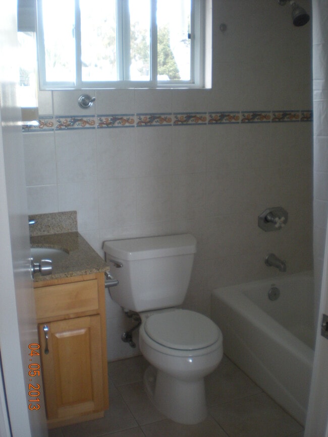 Building Photo - 1306 Electric Ave