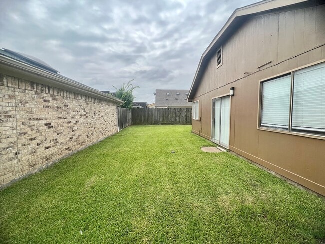 Building Photo - 7831 Redgate Cir