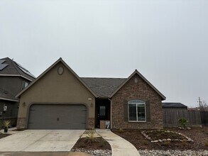 Building Photo - 3806 N Alamos Ave