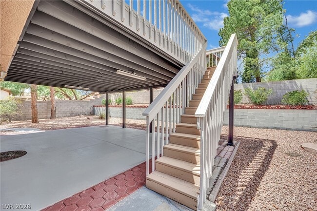 Building Photo - 2520 Machado Dr