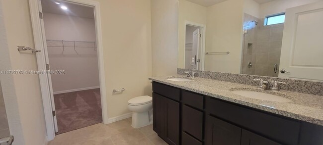 Building Photo - 2941 Hibiscus Ave