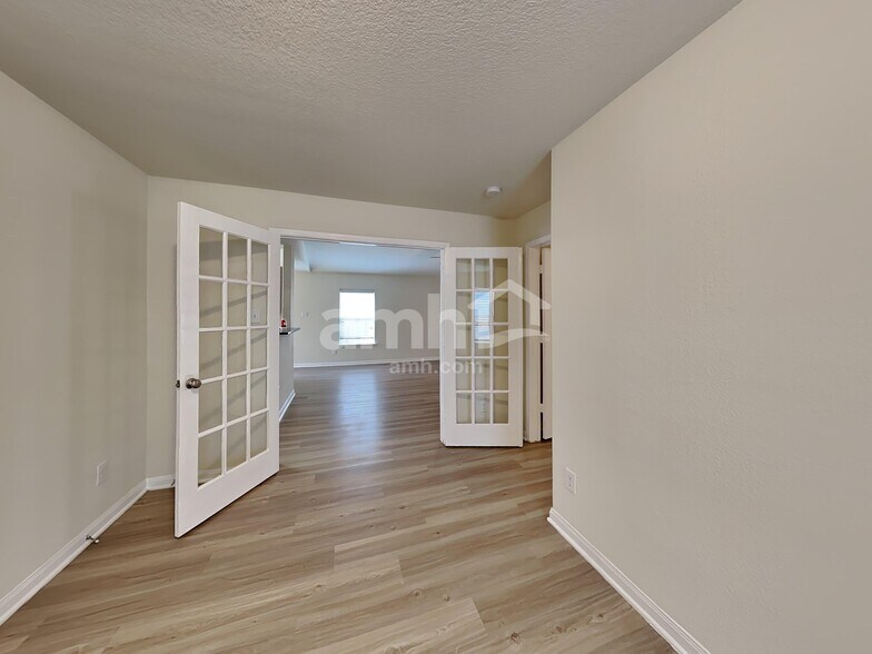 Building Photo - 22422 Bauer Canyon Dr