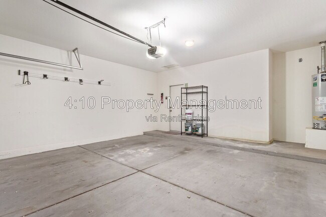 Building Photo - 45305 Balboa Dr