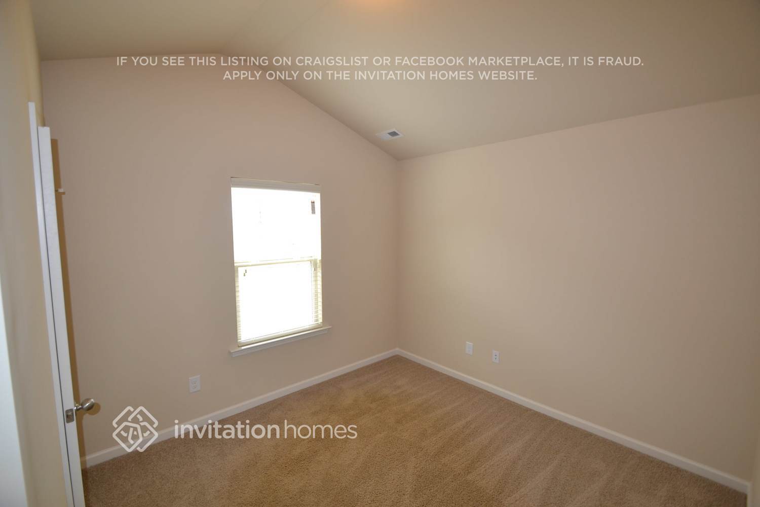 Building Photo - 127 Biscayne Terrace