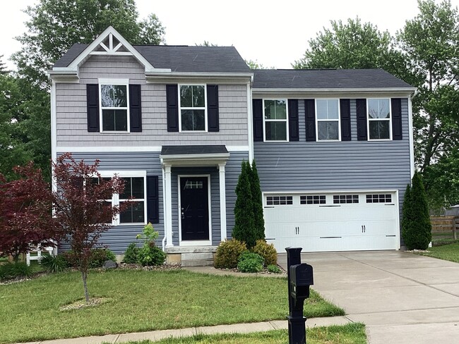 Building Photo - 132 Wooded Ridge Dr