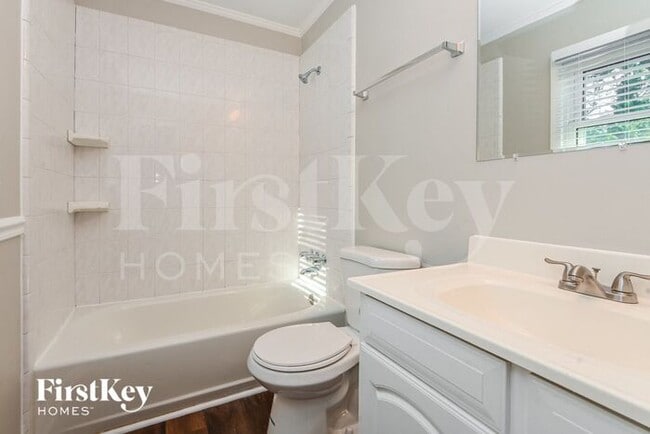 Building Photo - 8308 Lacewood Pl