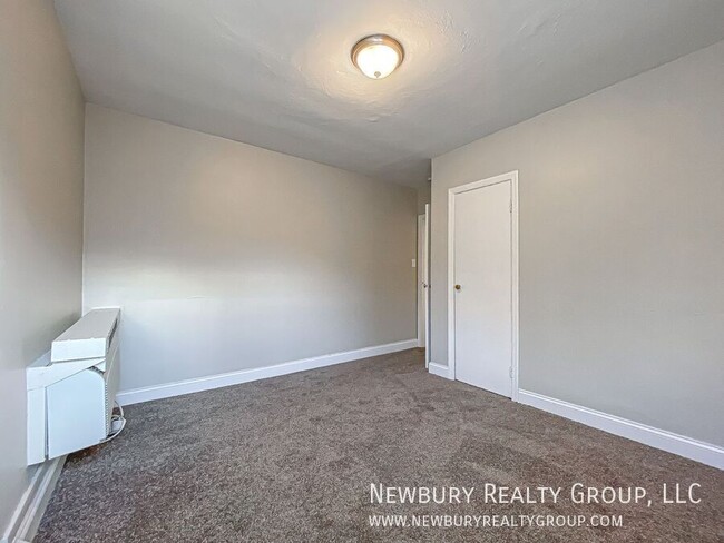 Building Photo - Welcome to WestWood Apartments: Your 2 Bed...