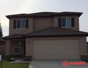 Building Photo - Spacious 3 Bed / 2.5 Bath Home with Solar,  & Fruit Trees - Makes Perfect Family home!