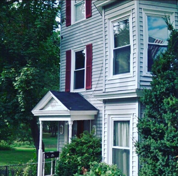 Building Photo - 301 Savin Hill Ave