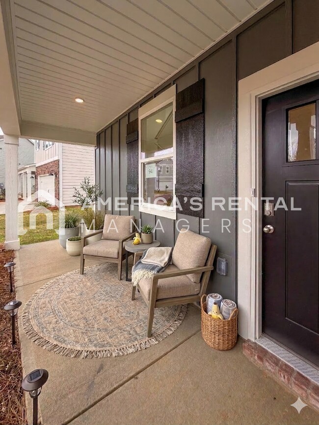 Building Photo - Modern Two Story Living in Doss Ferry - Available NOW!!