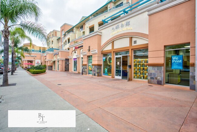Building Photo - Luxurious Modern Condo in Alhambra