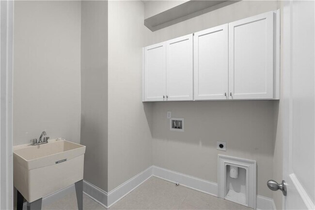 Building Photo - 648 Stickley Oak Way