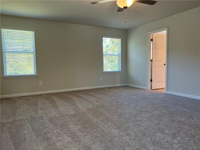 Building Photo - 6072 Hickory Crk Ct