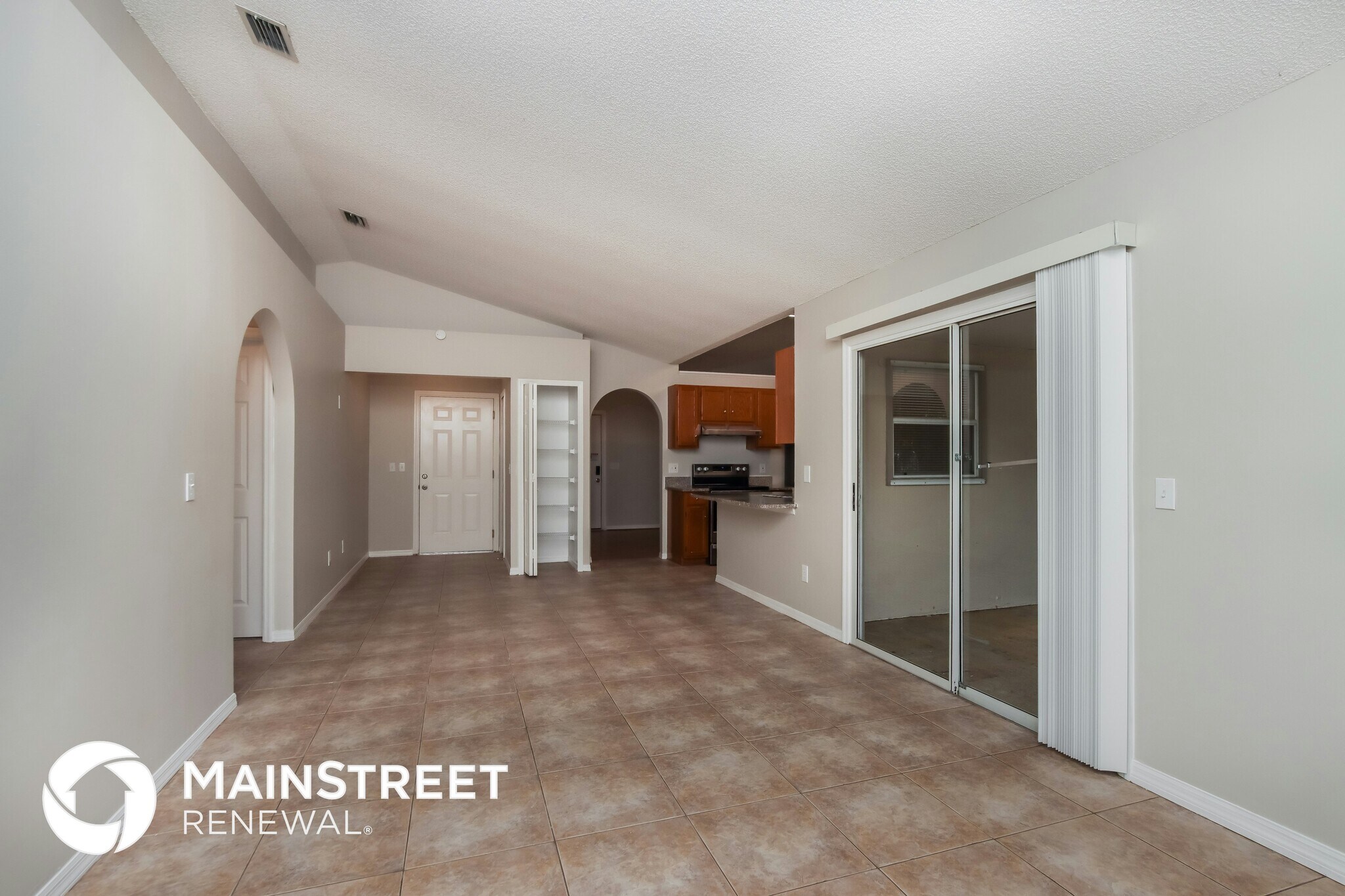 Building Photo - 163 Crystal Lake Rd