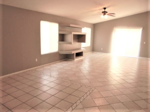 Building Photo - 7729 W Rancho Dr