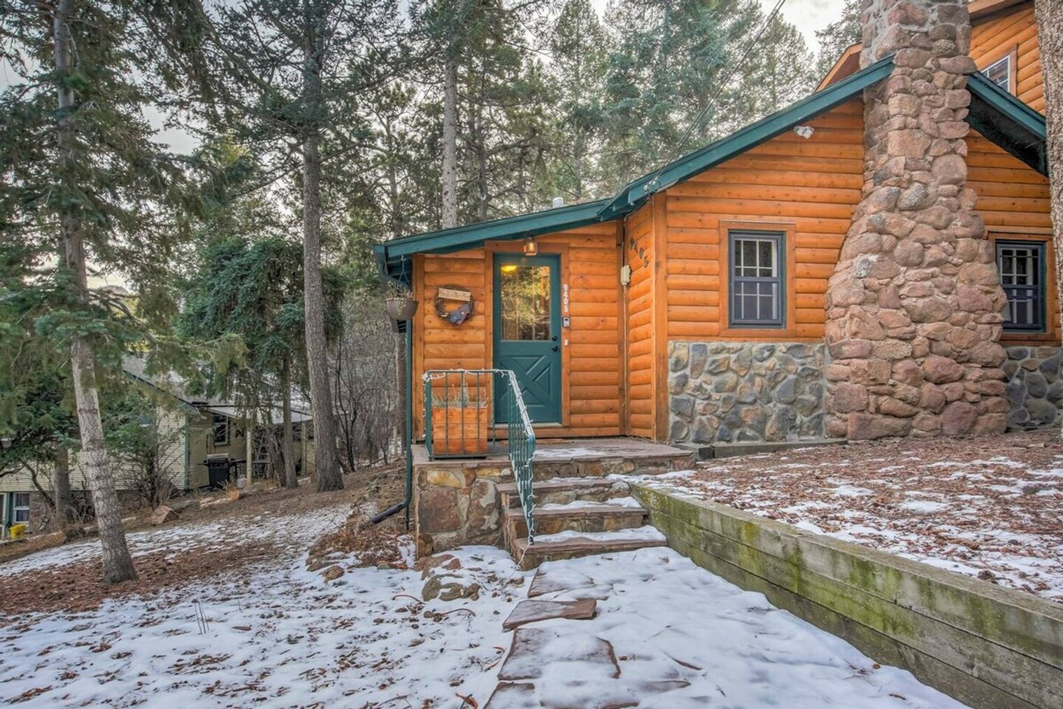 Building Photo - 9415 Ute Rd