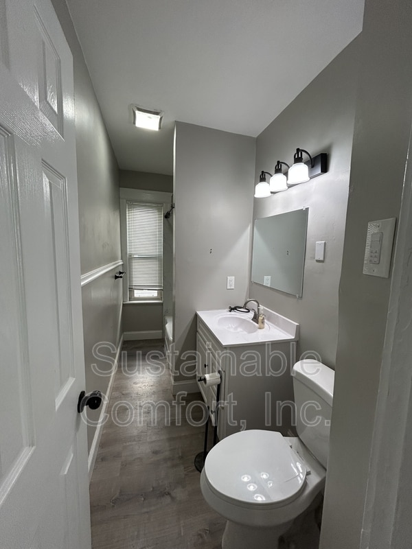 Building Photo - 148 Ingleside Ave