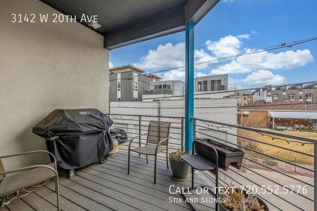 Building Photo - 3142 W 20th Ave