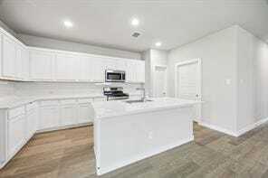 Building Photo - 1006 Rosemary Hl Dr
