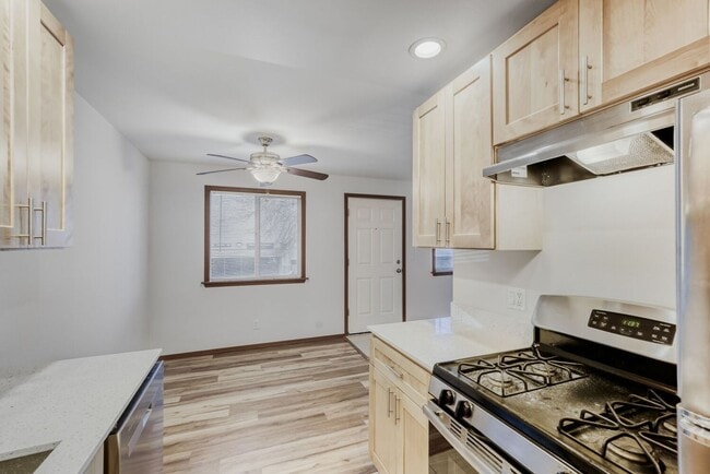 Building Photo - Segovia Building