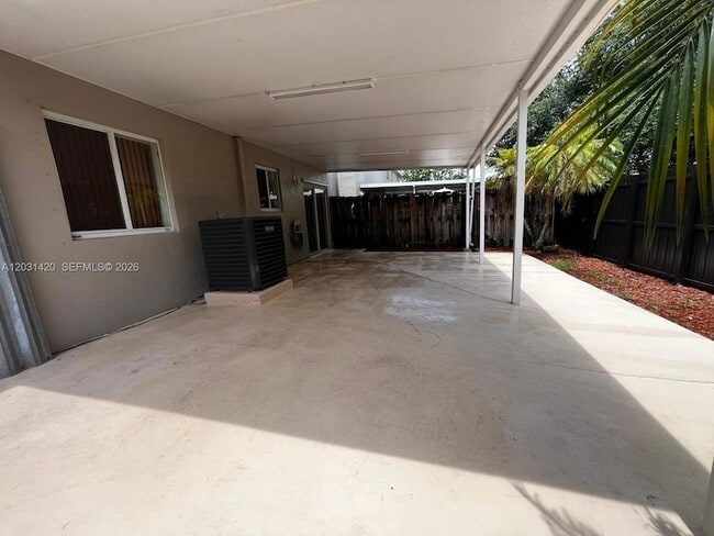 Building Photo - 7281 NW 174th Terrace
