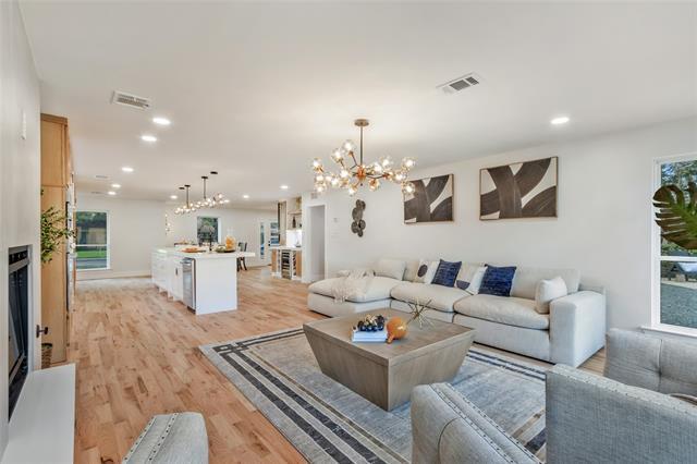 Building Photo - 11115 Scotsmeadow Dr