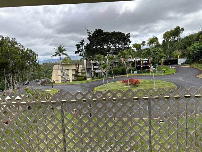 Building Photo - 2br 1bath 2pkg unit at Valleyview Melemanu!
