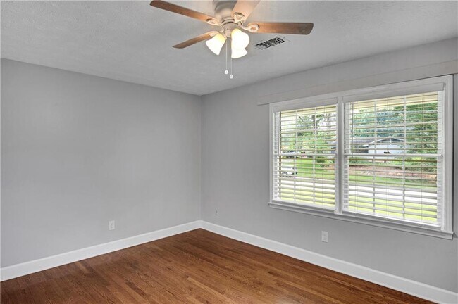 Building Photo - 5223 Davantry Dr
