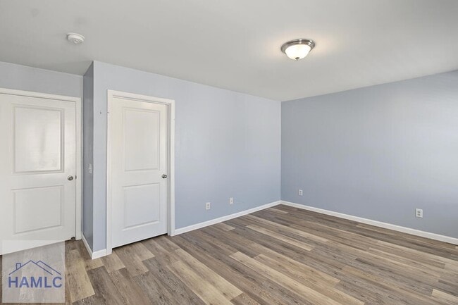 Building Photo - 141 Davila St
