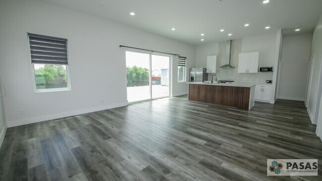 Building Photo - Newly Built Solar-Powered Home!