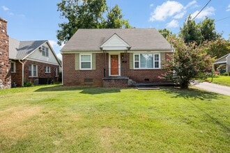 Building Photo - 1056 Campbell St