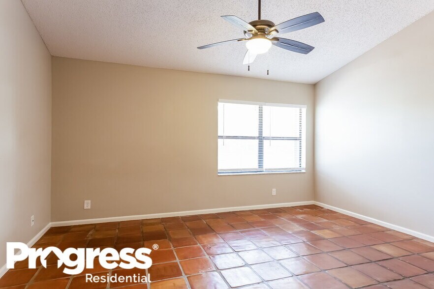 Building Photo - 6 Capitol Ct