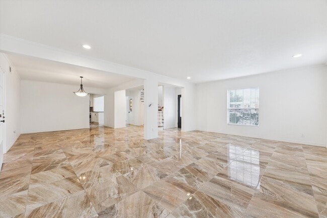 Building Photo - 2301 Dorrington St