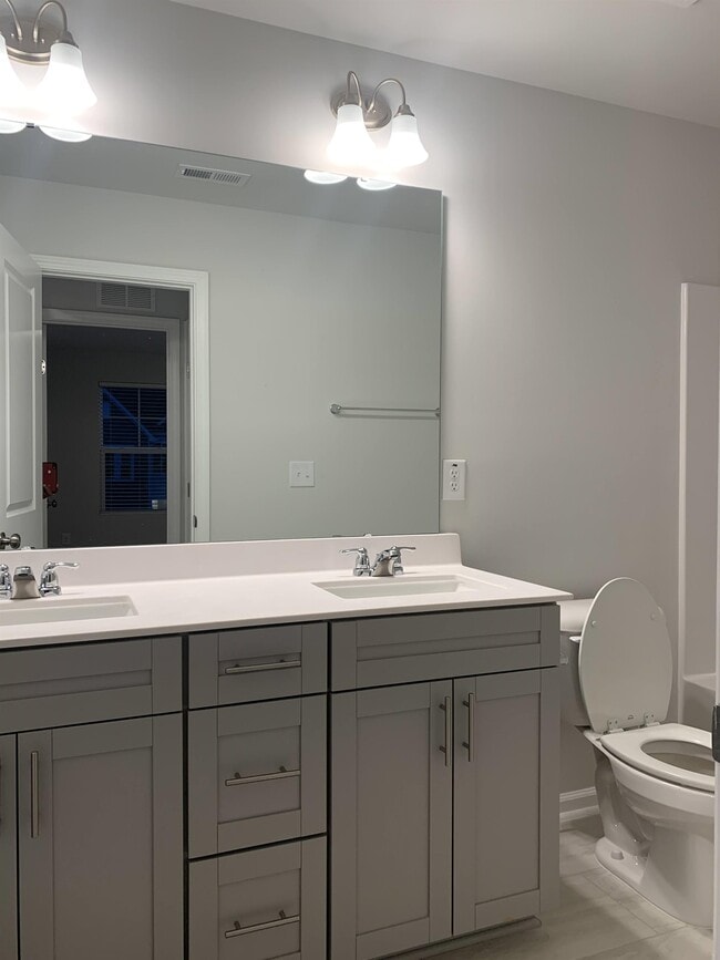 Building Photo - 1003 Gemma Dr